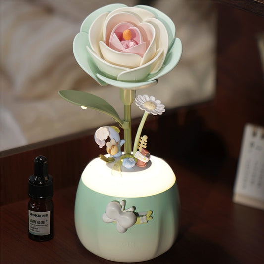 Minty Camellia Lamp