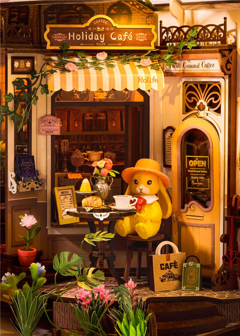 HOLIDAY CAFÉ