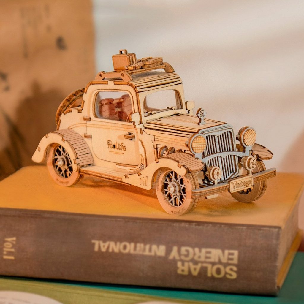 Maqueta Madera Coche Antiguo